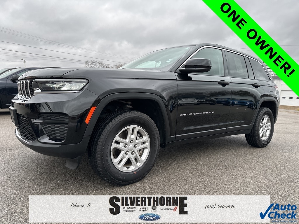 2022 Jeep Grand Cherokee Laredo's photo