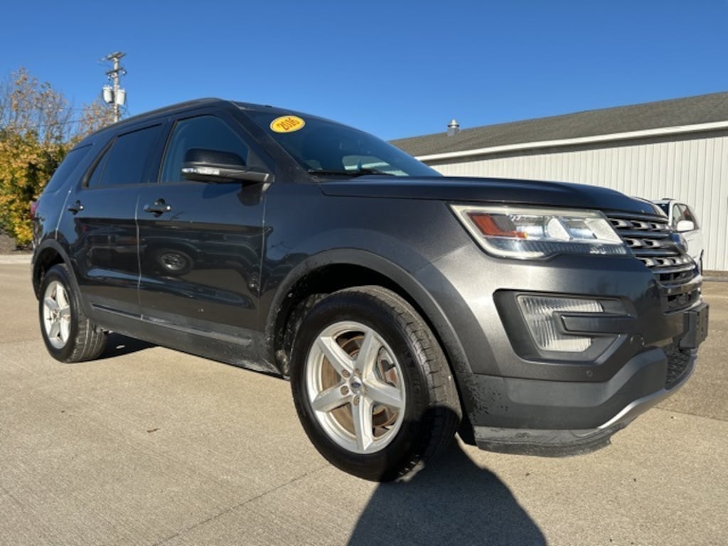 Used 2016 Ford Explorer XLT SUV