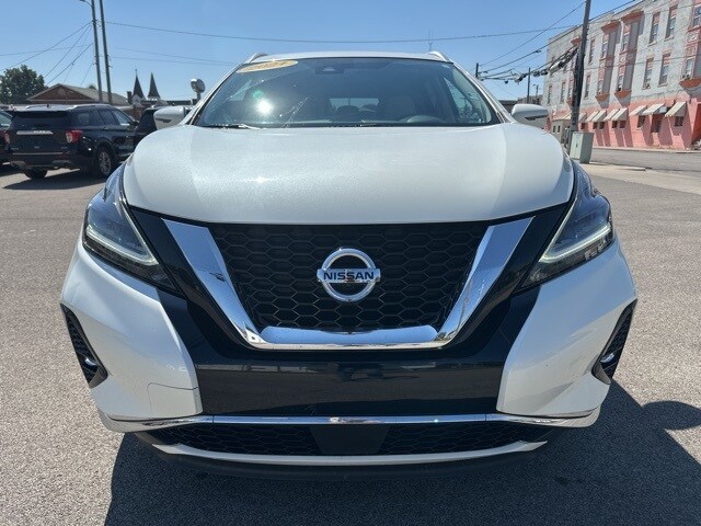 2021 Nissan Murano Platinum photo 2