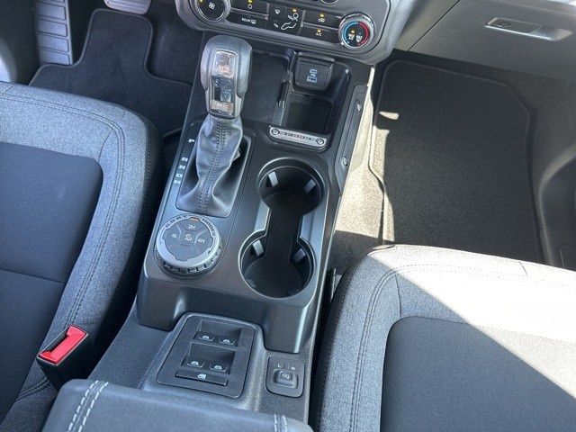 2025 Ford Bronco 4-Door Base - Photo 33