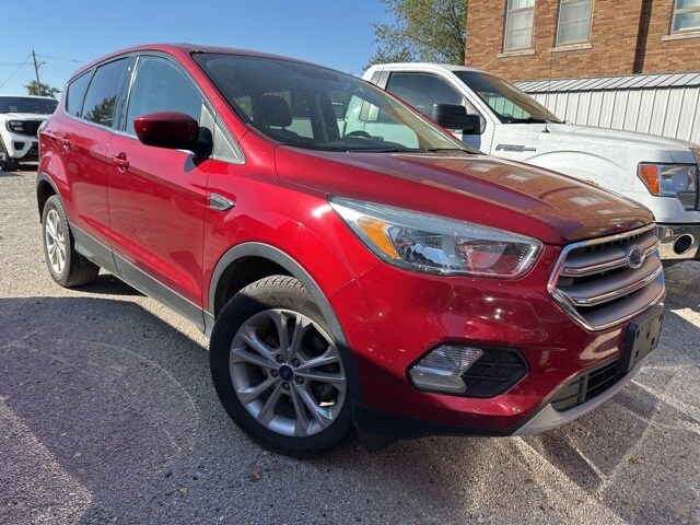 2017 Ford Escape SE photo 2
