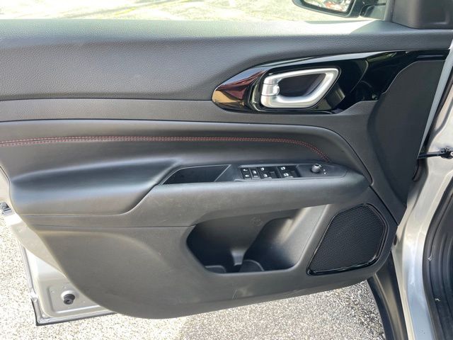 2025 Jeep Compass Trailhawk - Photo 8