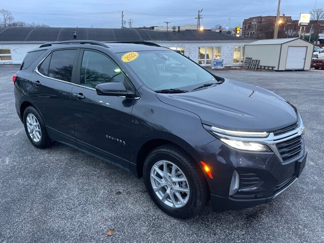 2022 Chevrolet Equinox LT photo 3
