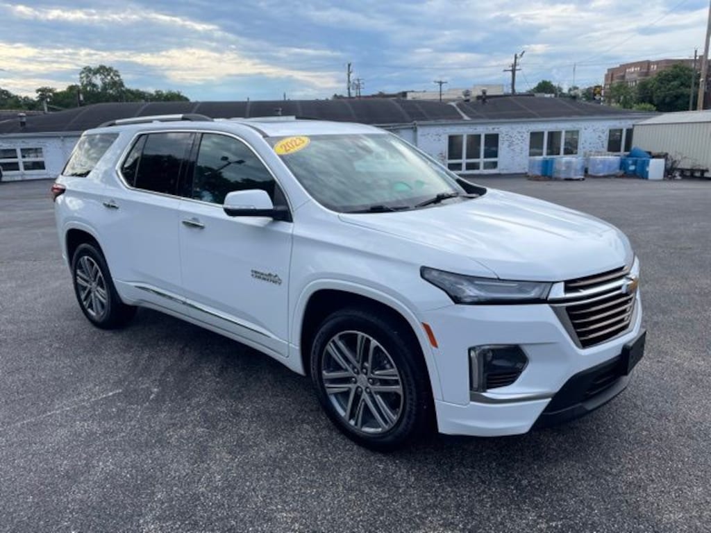 Used 2023 Chevrolet Traverse High Country SUV