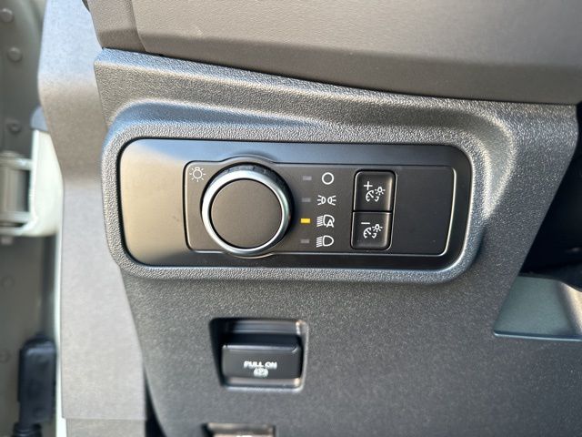 2025 Ford Bronco 4-Door Base - Photo 29