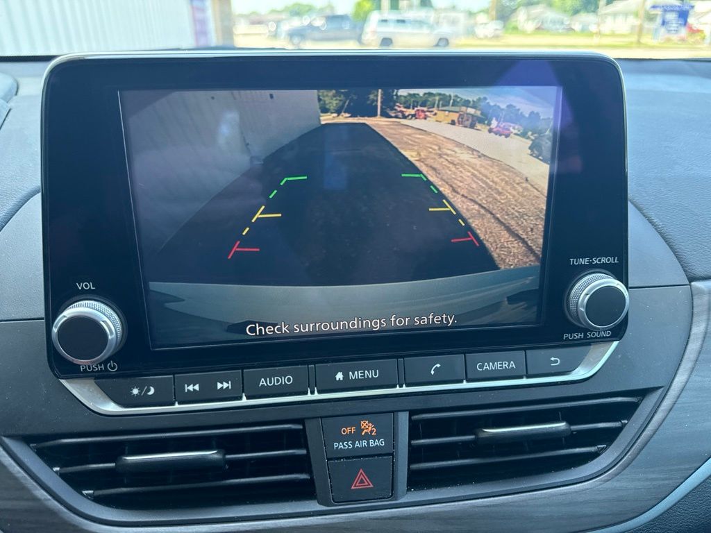 2025 Nissan Altima SV - Photo 28