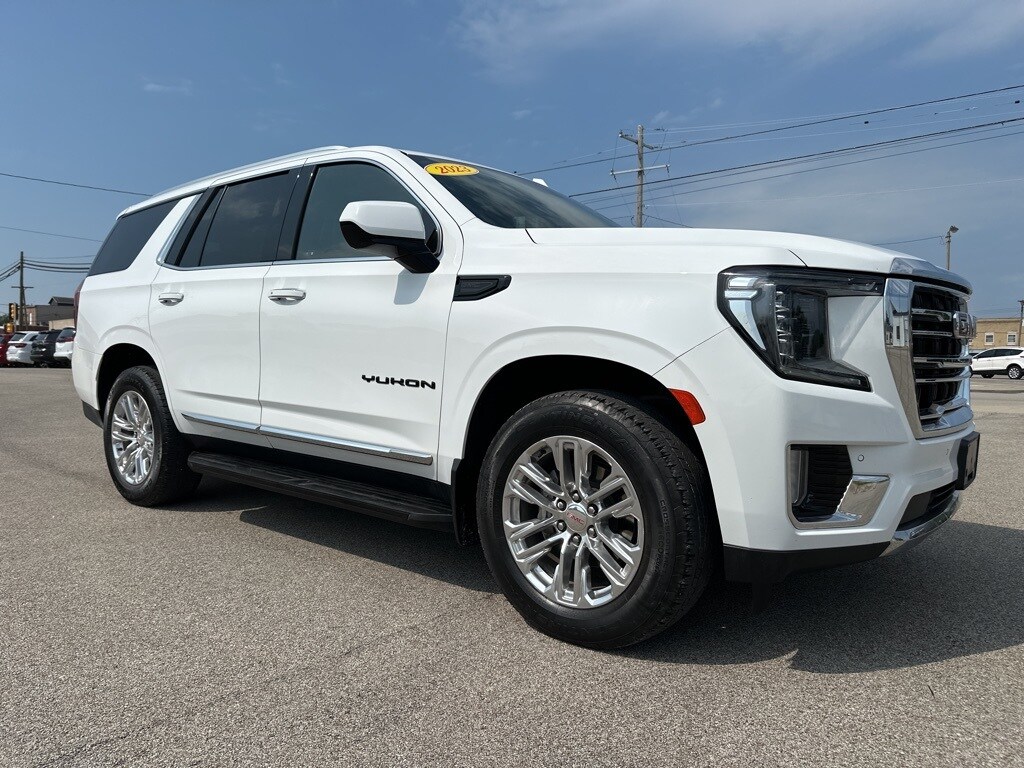 2023 Gmc Yukon SLT photo 2