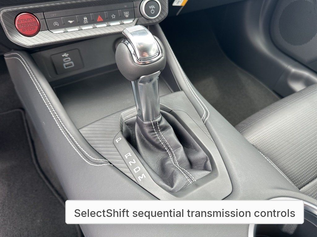 2025 Ford Mustang GT Premium Convertible - Photo 19