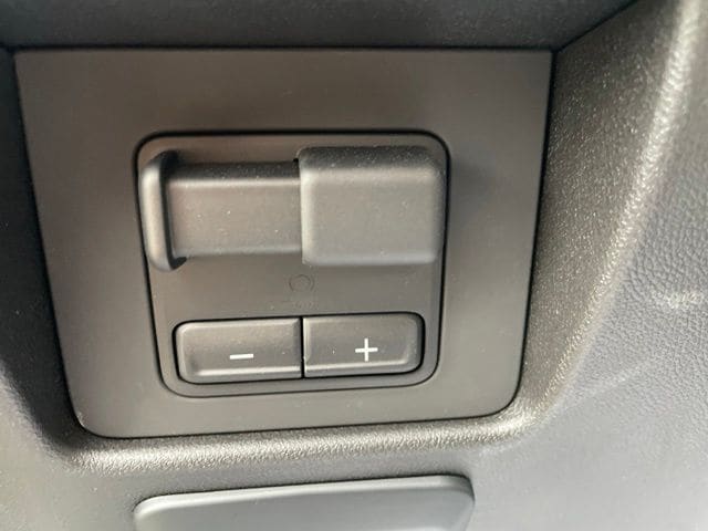 2025 GMC Canyon AT4 - Photo 17