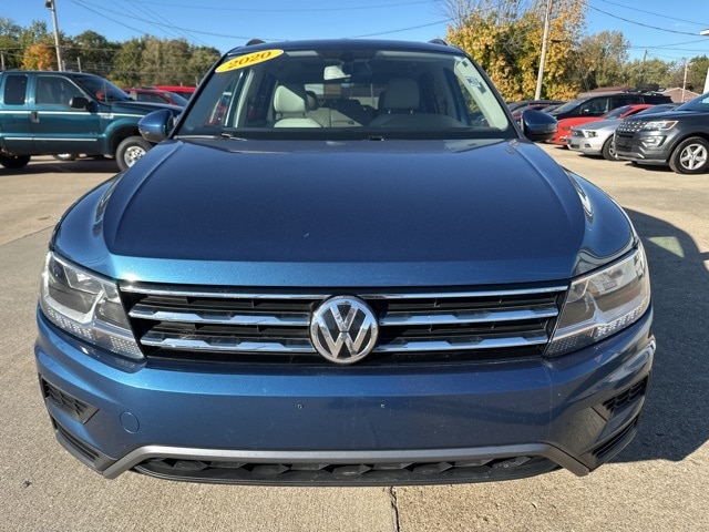 Used 2020 Volkswagen Tiguan SE with VIN 3VV3B7AX0LM069933 for sale in Robinson, IL
