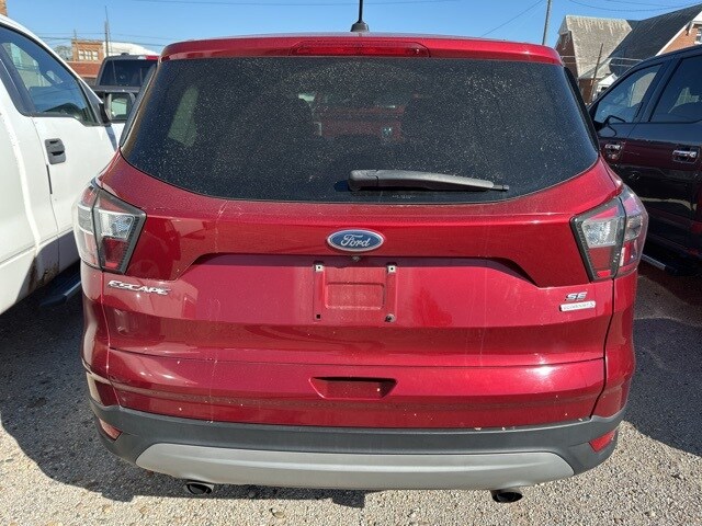 2017 Ford Escape SE photo 4