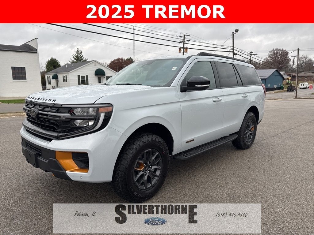 2025 Ford Expedition Tremor's photo