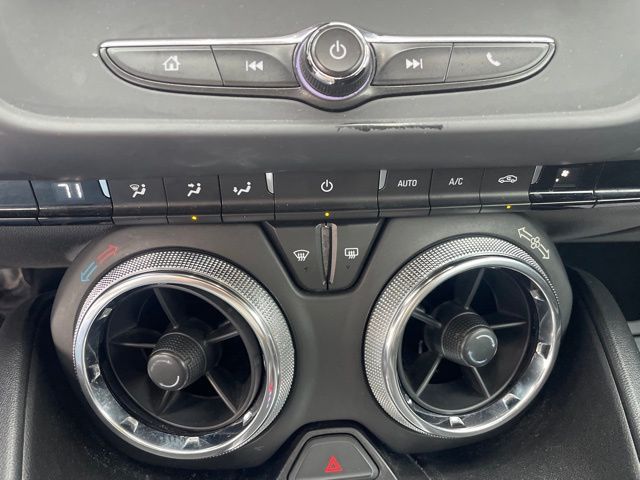 2023 Chevrolet Camaro 1LT - Photo 25