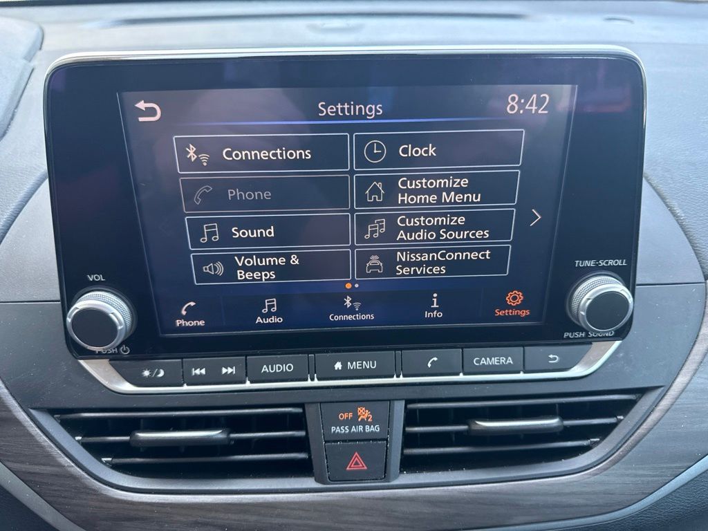 2025 Nissan Altima SV - Photo 23