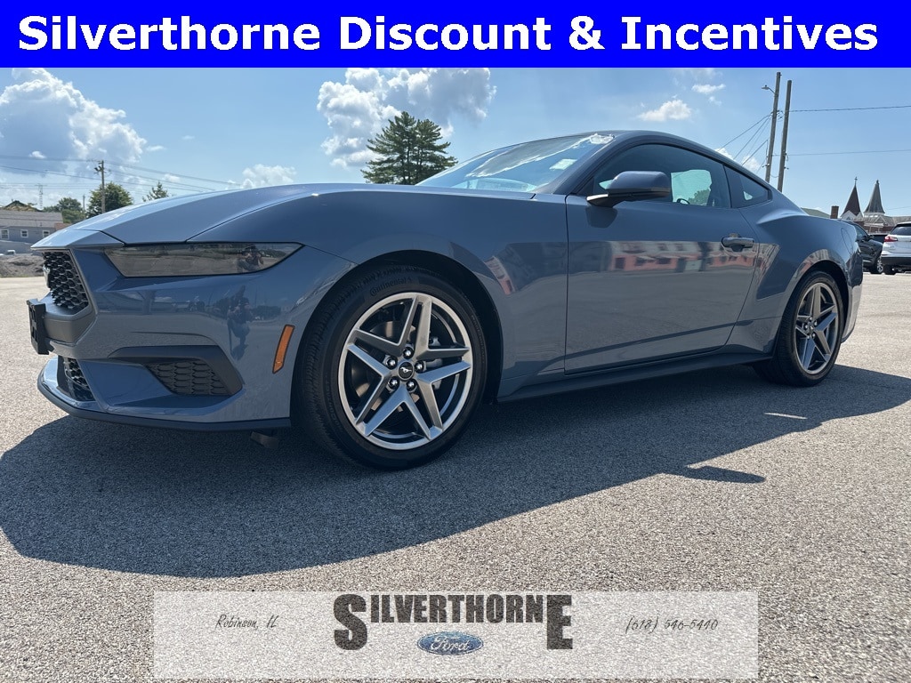 2025 Ford Mustang EcoBoost's photo