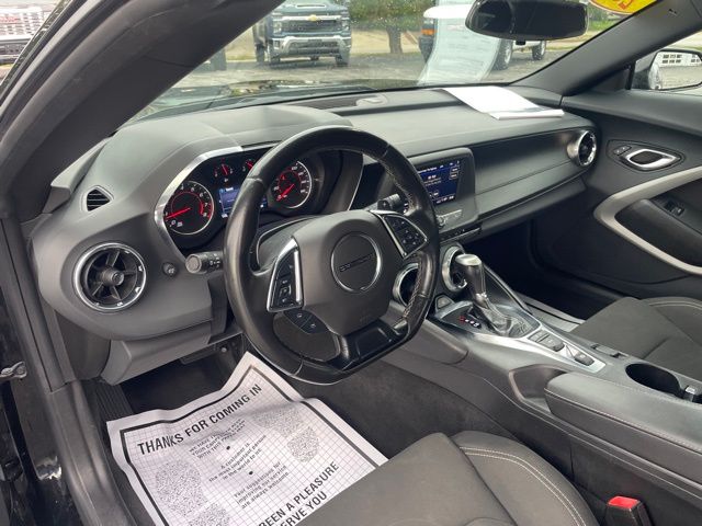 2023 Chevrolet Camaro 1LT - Photo 13