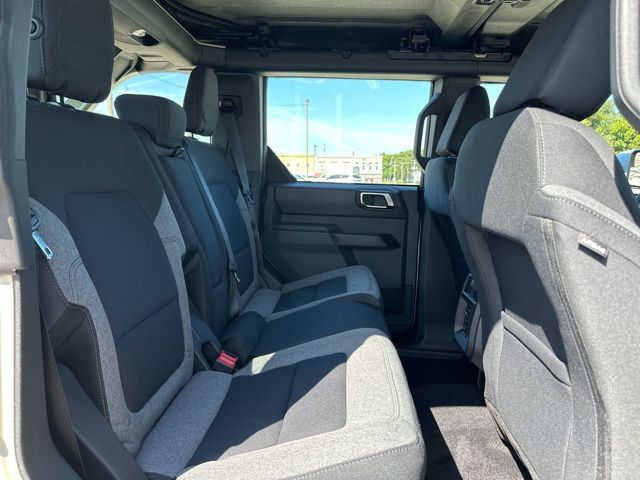 2025 Ford Bronco 4-Door Base - Photo 22