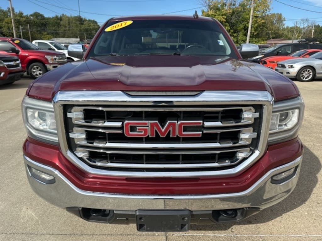 Used 2017 GMC Sierra 1500 SLT Crew Cab Short Bed Truck