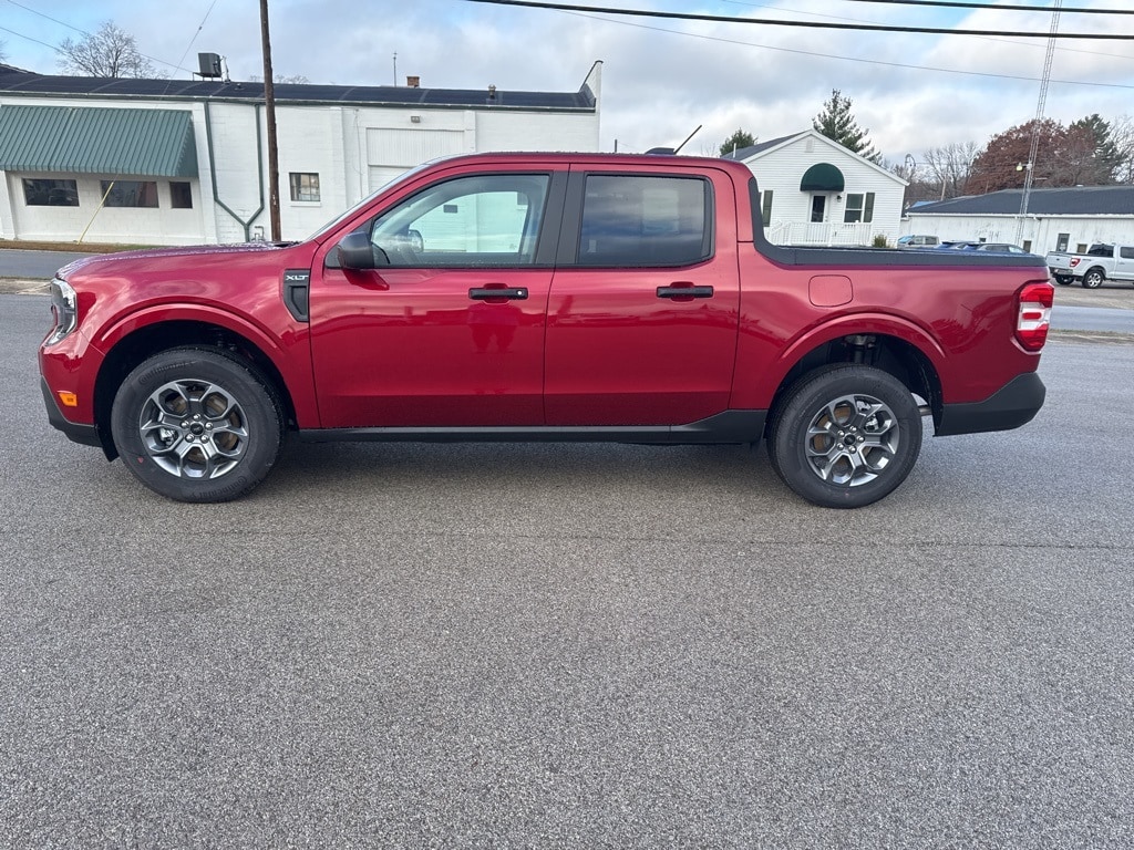 New 2025 Ford Maverick XLT Truck