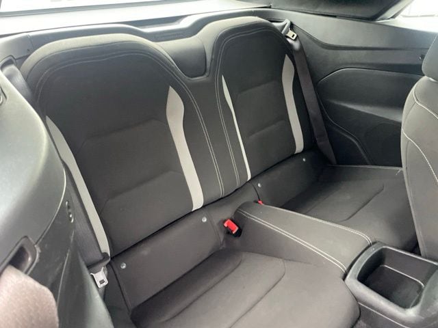 2023 Chevrolet Camaro 1LT - Photo 34