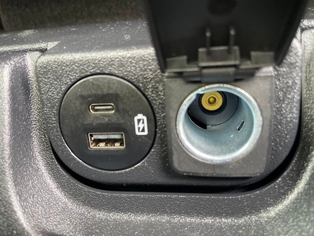 2023 Ford F-150 XLT - Photo 35