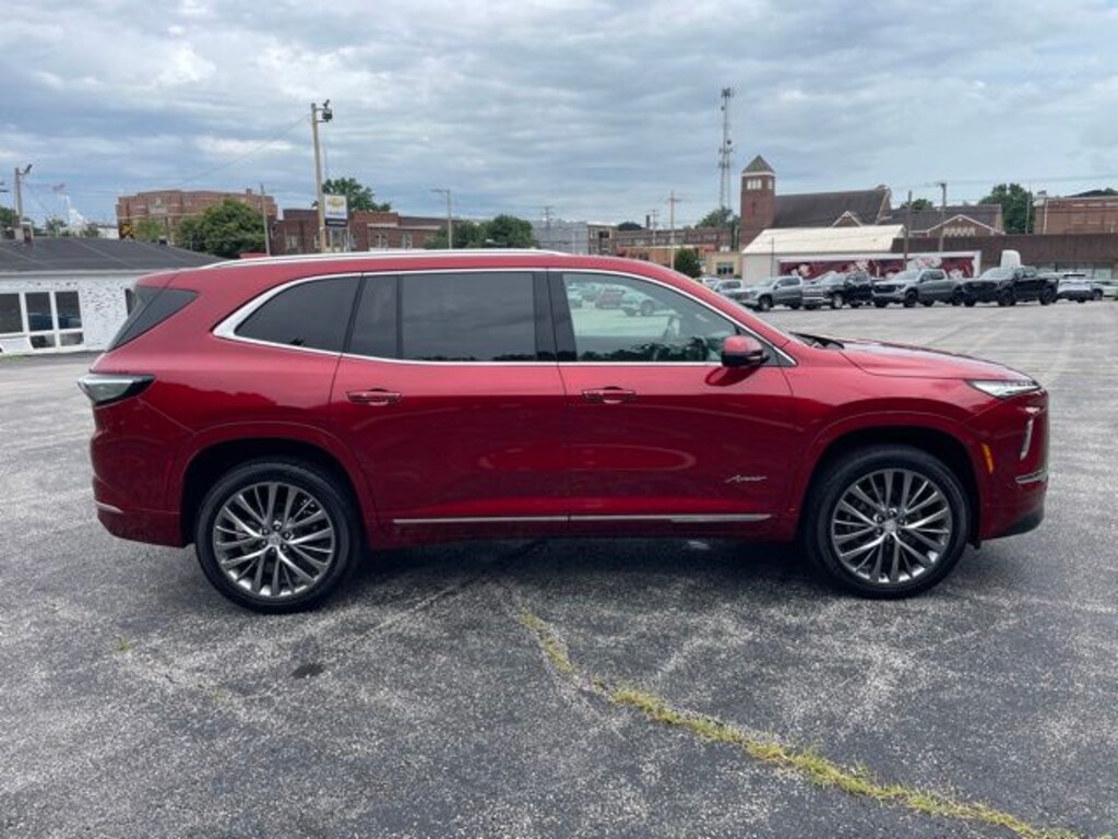 Used 2025 Buick Enclave Avenir SUV