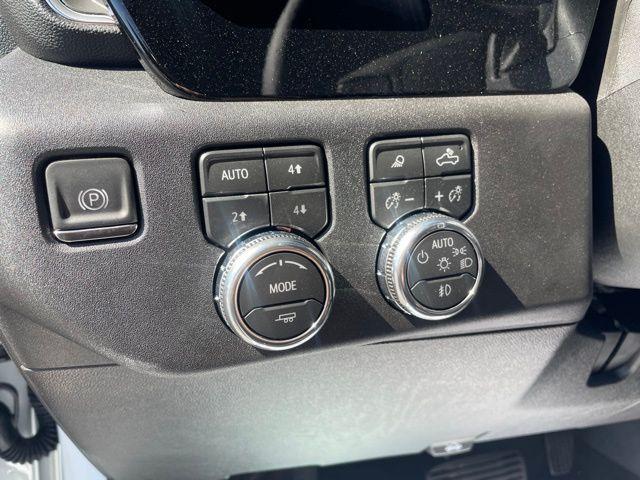 2026 GMC Sierra 2500HD SLT - Photo 16
