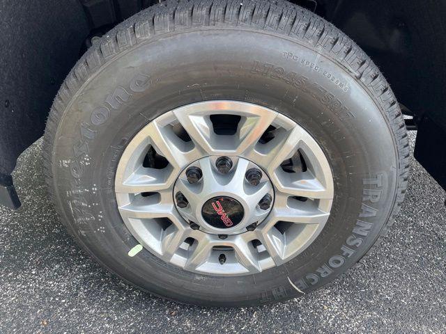 2026 GMC Sierra 2500HD Pro - Photo 34