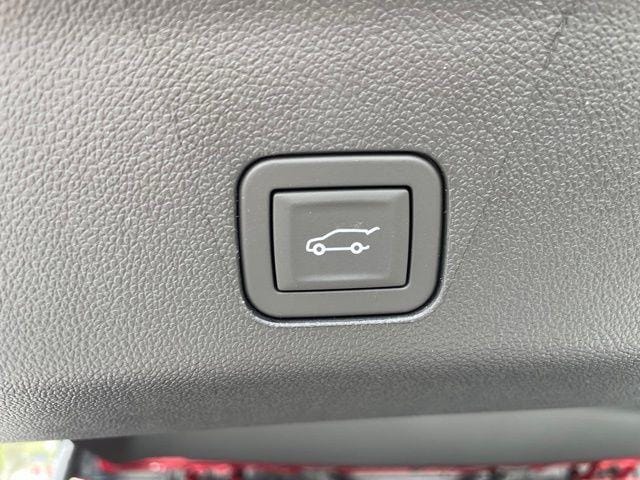 2026 Chevrolet Suburban Premier - Photo 46