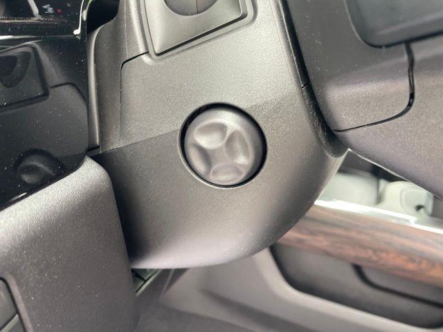 2026 GMC Sierra 1500 SLT - Photo 17