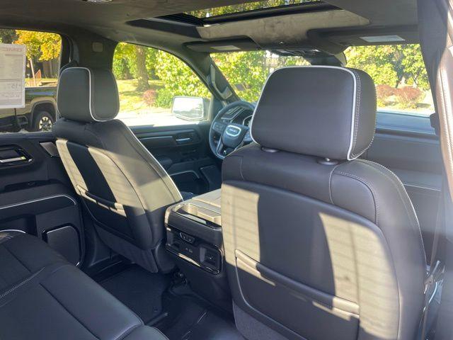 2026 GMC Sierra 1500 AT4X - Photo 41