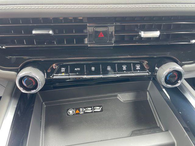 2026 Chevrolet Suburban Premier - Photo 27