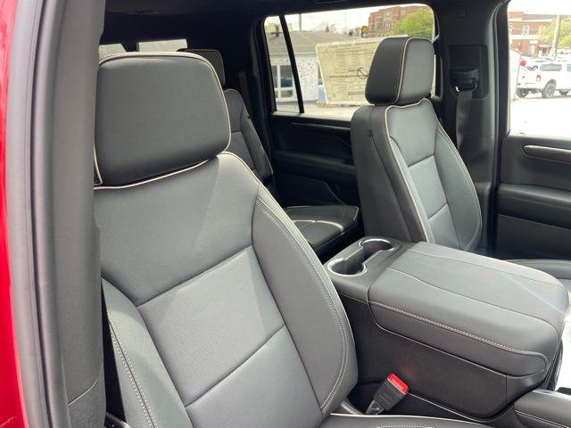 2026 Chevrolet Suburban Premier - Photo 37