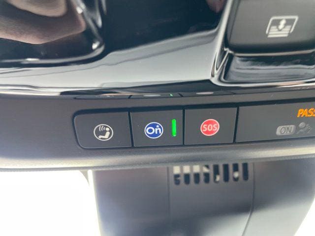 2026 Chevrolet Suburban Premier - Photo 32