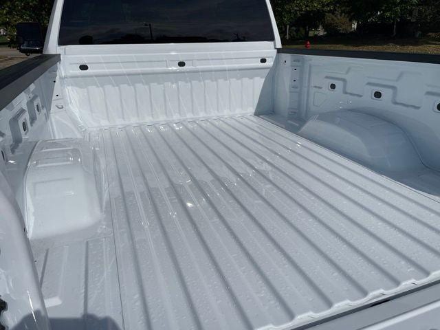 2026 GMC Sierra 2500HD Pro - Photo 33