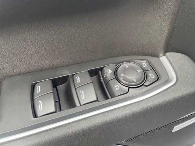 2026 GMC Sierra 1500 SLT - Photo 11