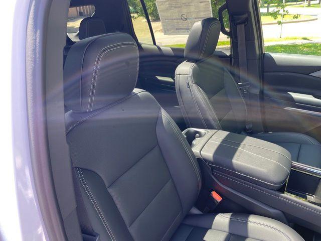 2026 Chevrolet Traverse LT - Photo 33
