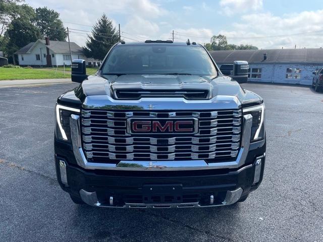 2025 Gmc Sierra 2500 HD Denali photo 2