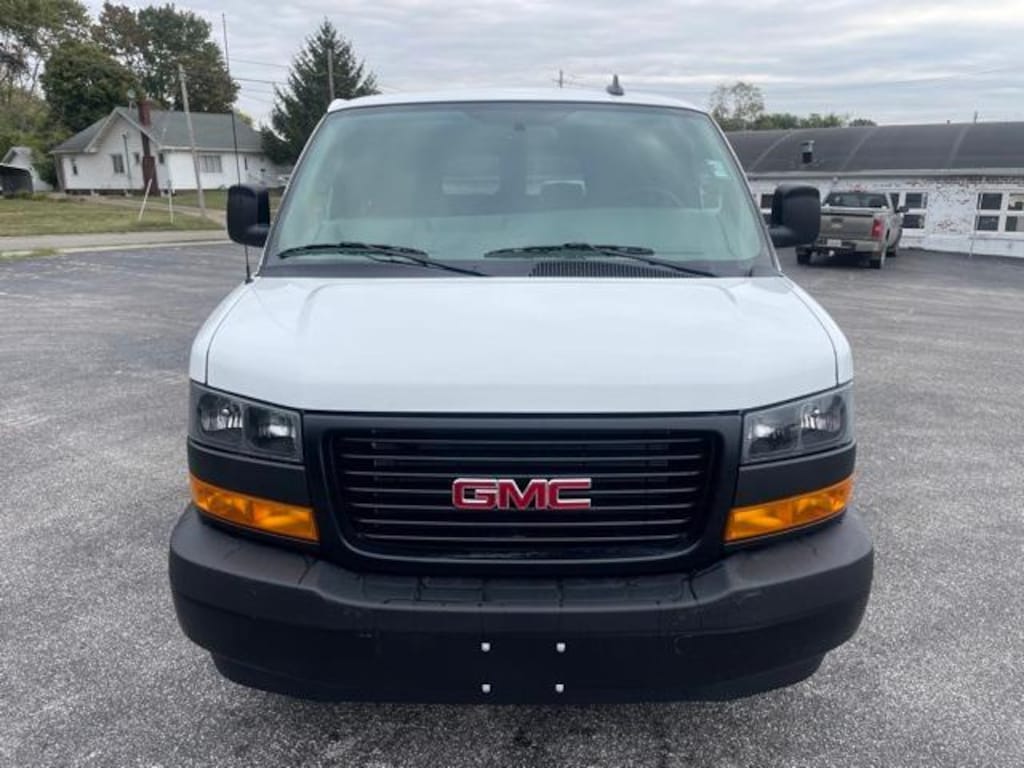 New 2025 GMC Savana Passenger 2500 LS Van