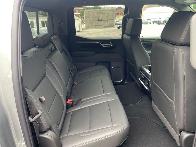 2026 GMC Sierra 1500 SLT - Photo 36