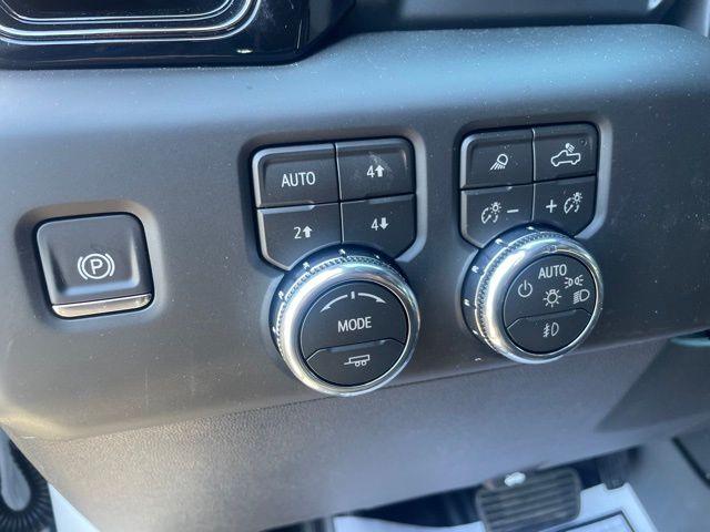 2026 GMC Sierra 1500 AT4X - Photo 16