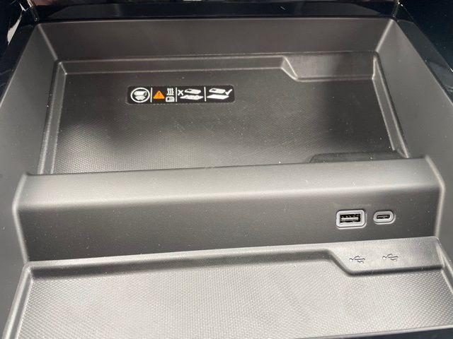 2026 Chevrolet Suburban Premier - Photo 26