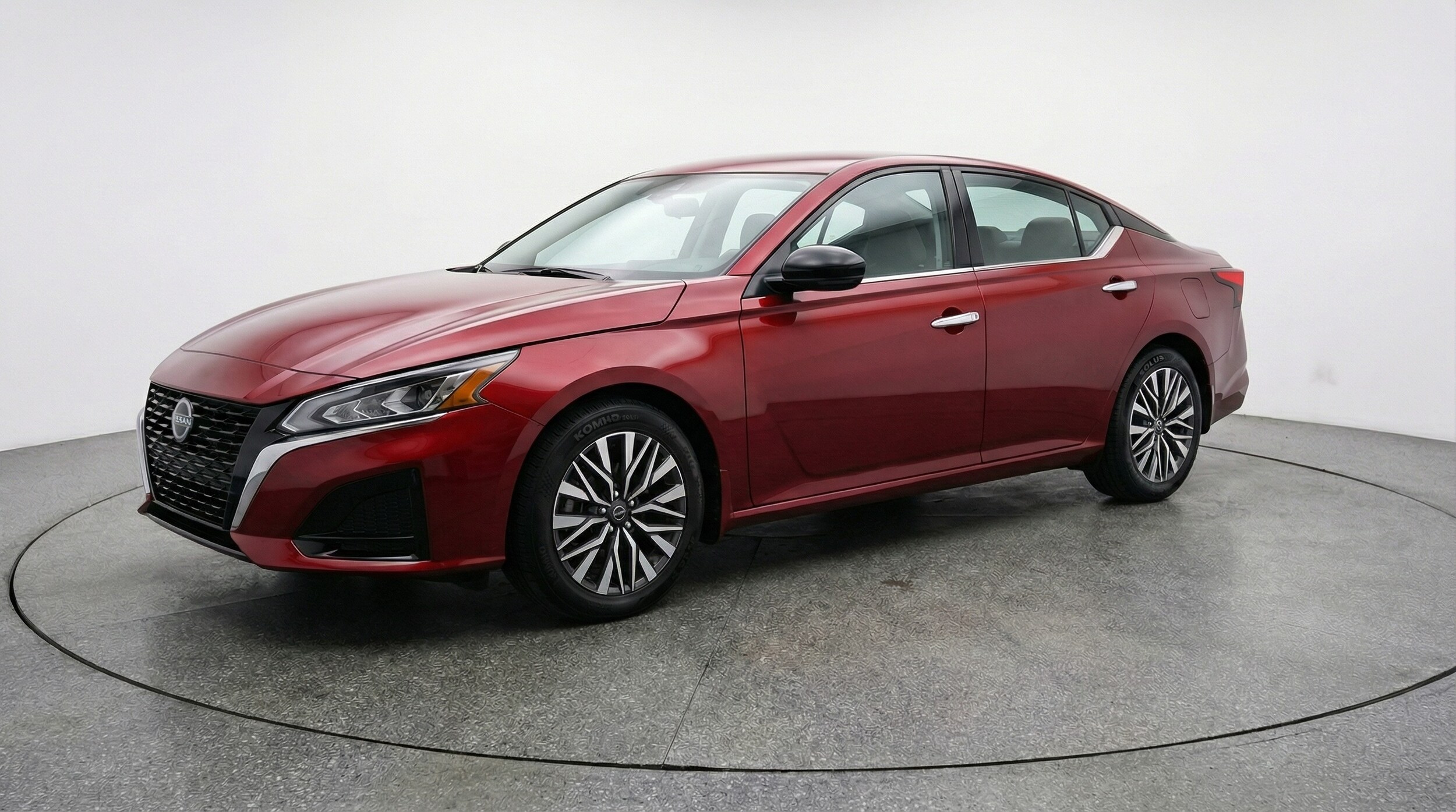 Thumbnail: 2025 Nissan Altima - 3