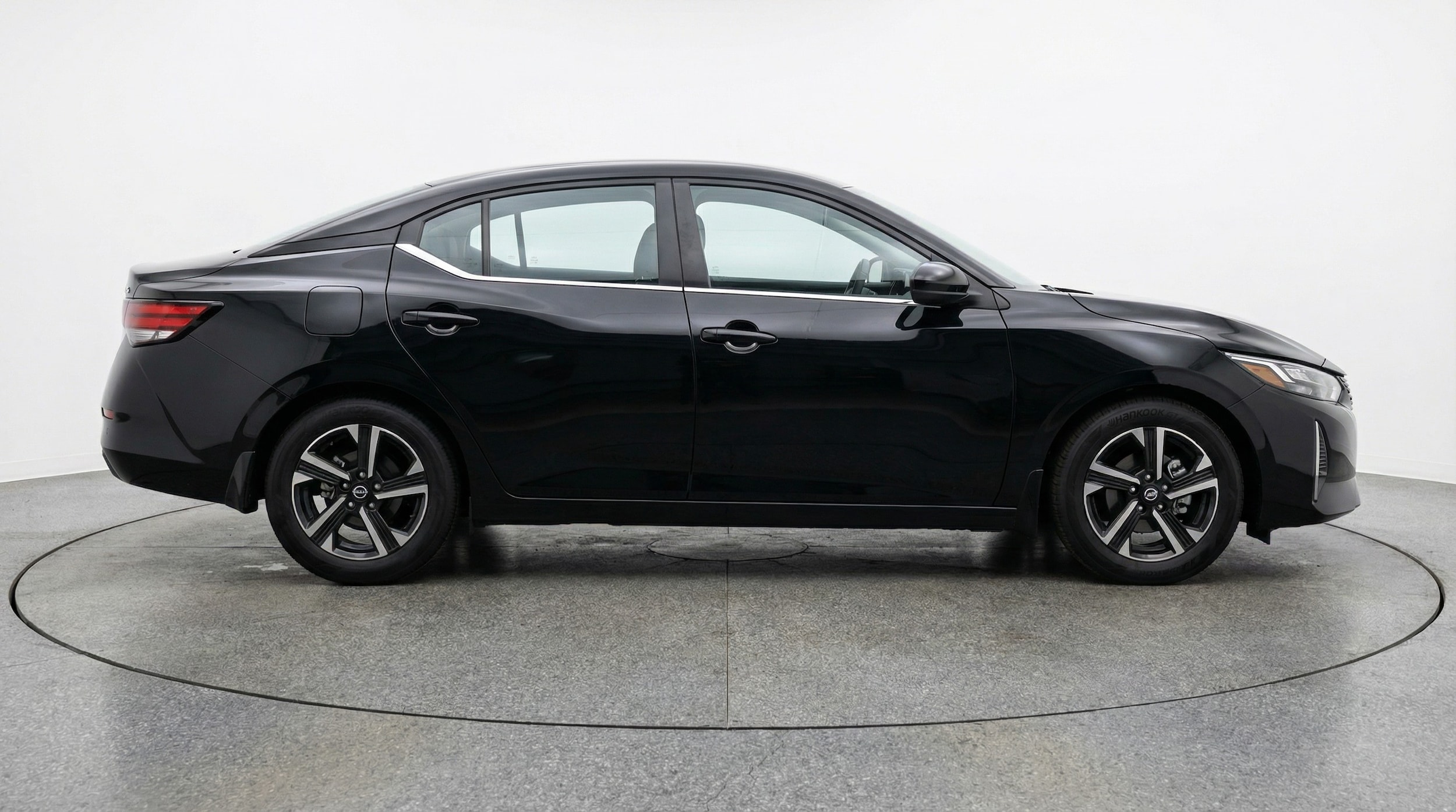 Thumbnail: 2025 Nissan Sentra - 8