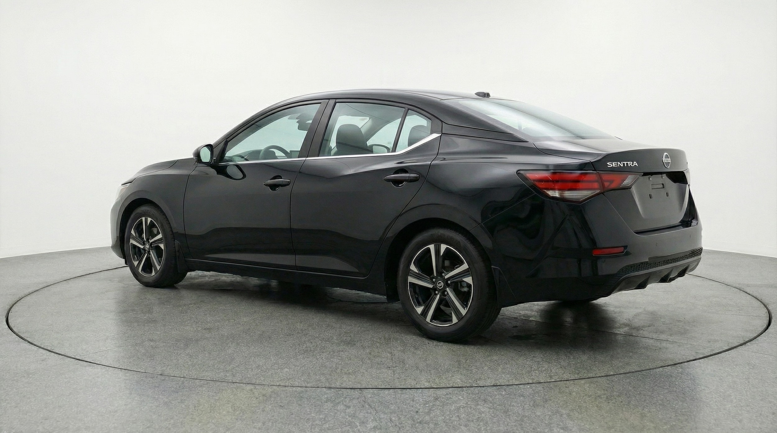 Thumbnail: 2025 Nissan Sentra - 5