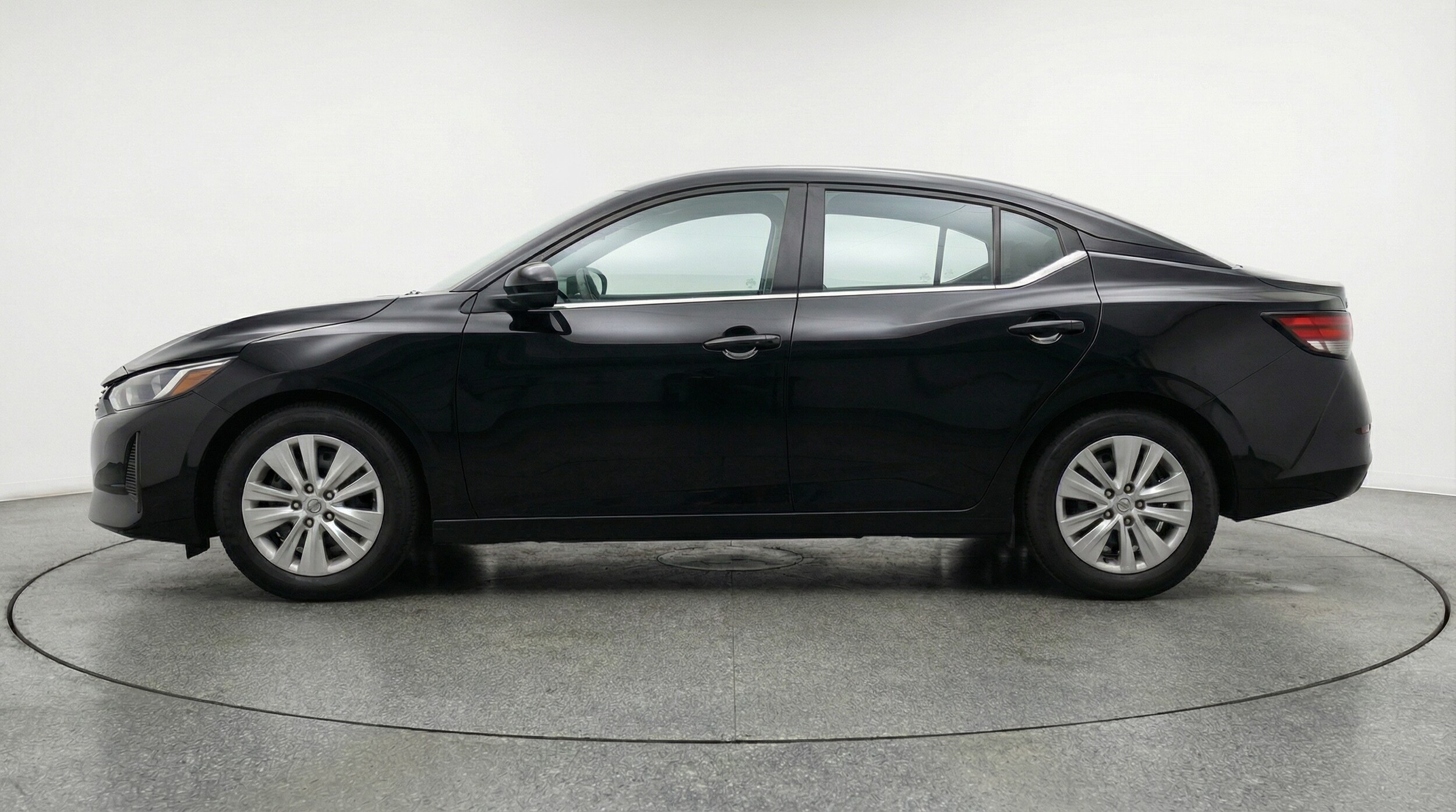 Thumbnail: 2025 Nissan Sentra - 4