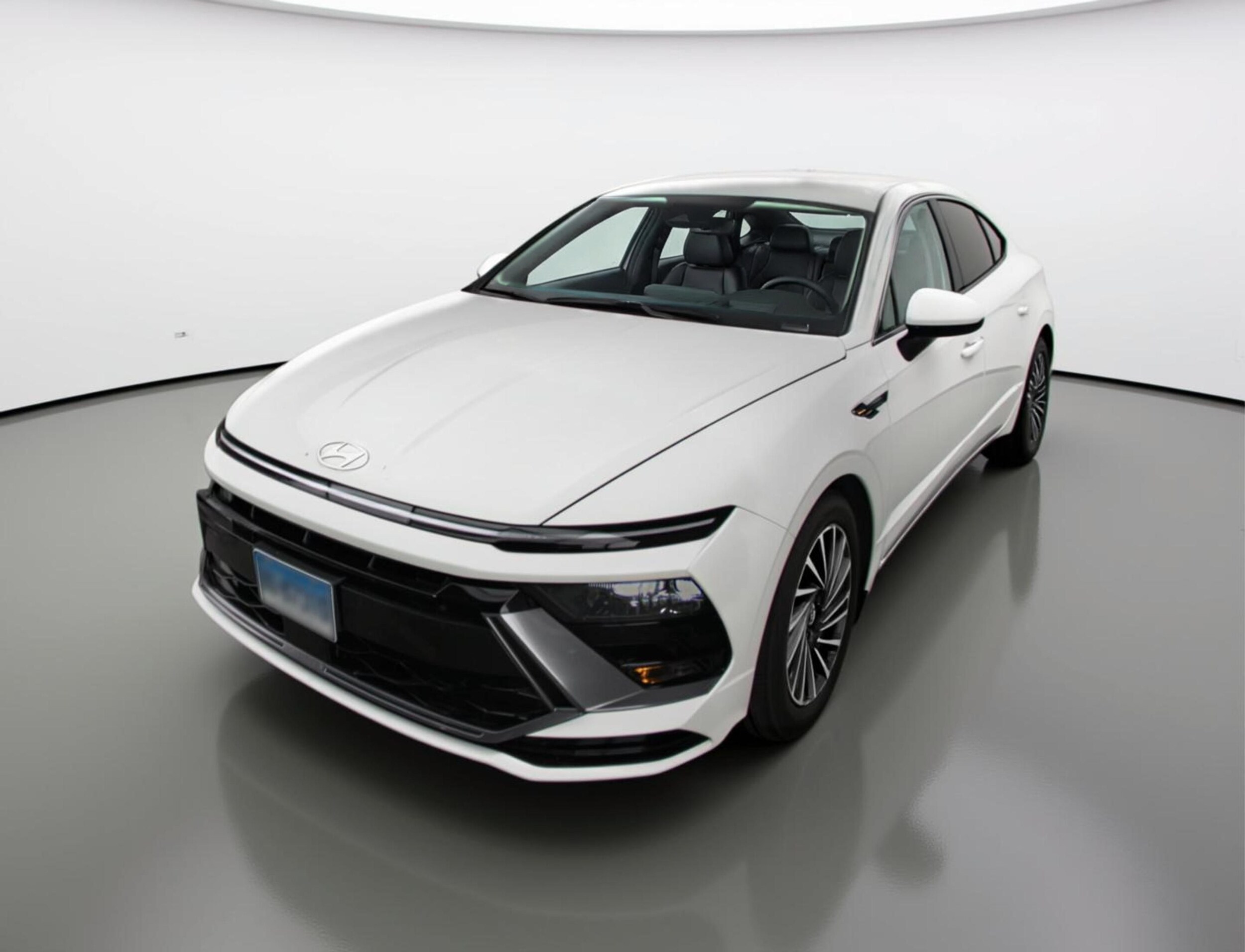 Thumbnail: 2025 Hyundai Sonata - 3