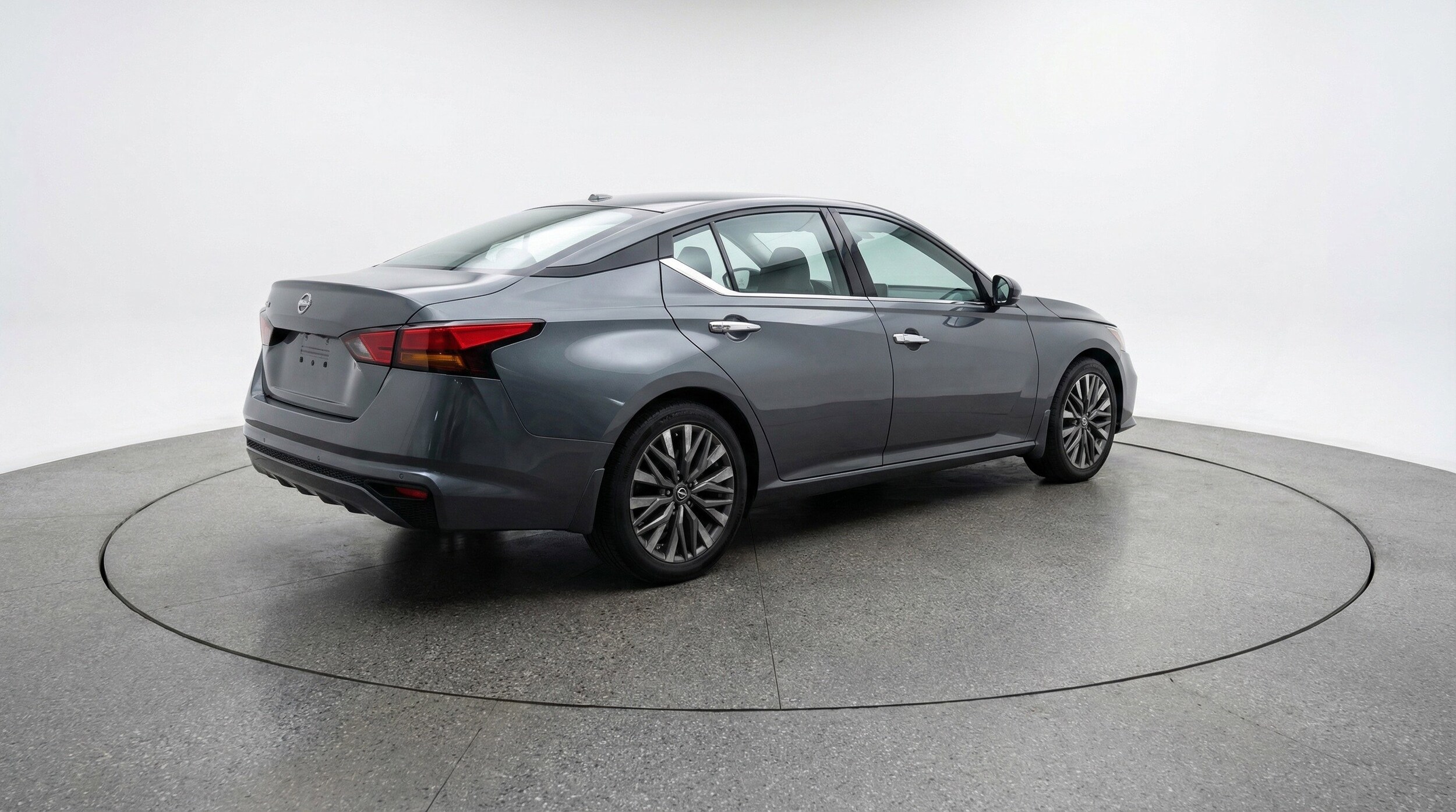 Thumbnail: 2025 Nissan Altima - 9