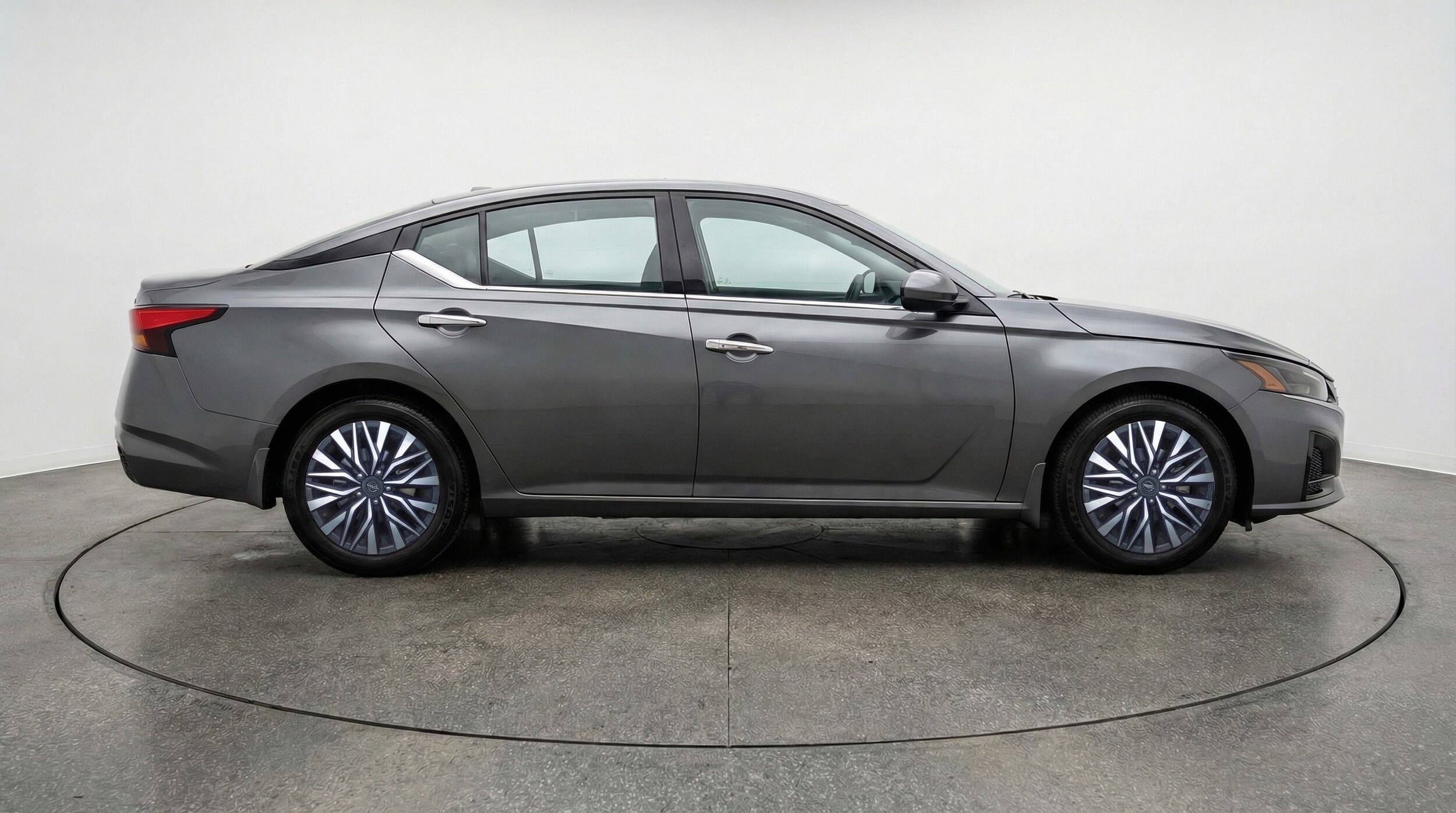 Thumbnail: 2025 Nissan Altima - 11