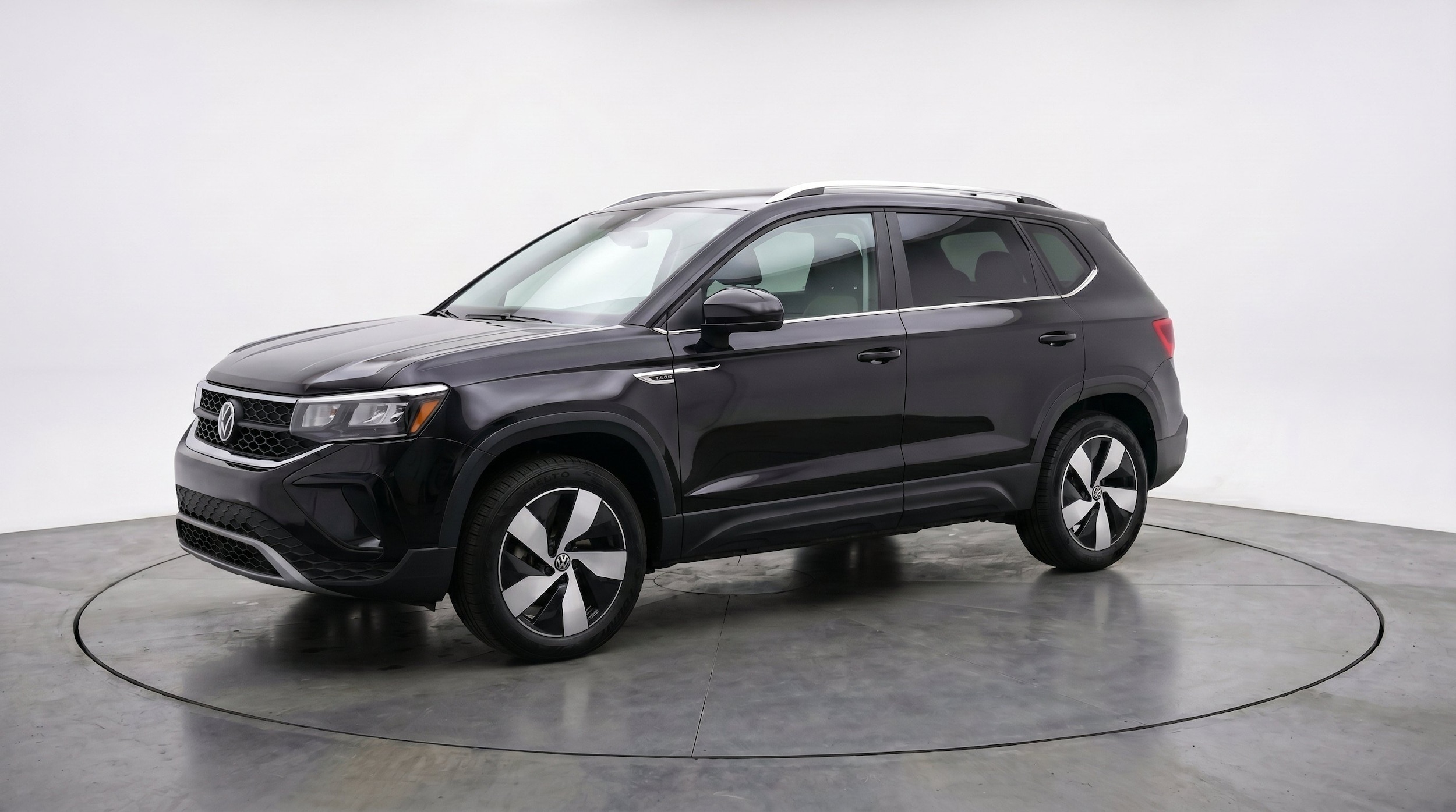 Thumbnail: 2026 Volkswagen Taos - 3